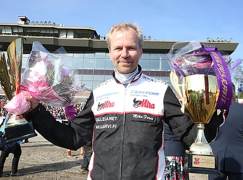 Mika Forss ohjastaa Vermon kumpaakin ideavarmaa.