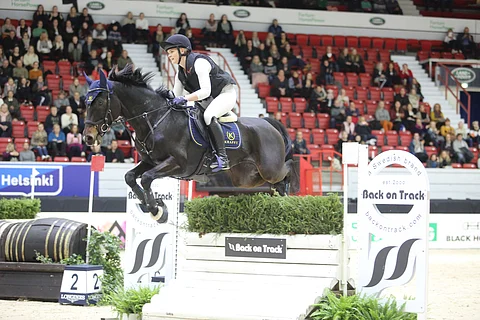Veera Manninen ratsasti erinomaisesti Jäähallilla.