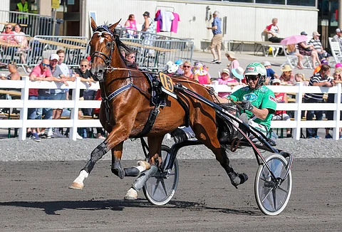 Don Williams hurmaa seuraavaksi Åbyssä. Kuva: Anu Leppänen