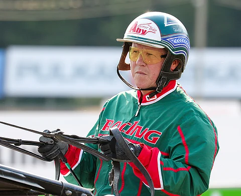 Heikki Torvisen valmentama Mattilan Miina juoksi sunnuntaina voiton Hannu Torvisen ajamana. Arkistokuva: Anu Leppänen.