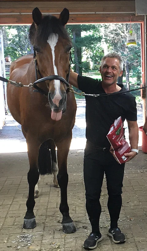 52-vuotias amerikkalainen biolääketieteen alan huippujohtaja osti viime keväänä Maisa Torkkolalta hänen GP:hen kouluttamansa SWB-ruuna Don Juanin (Don Laurie – Bernstein).