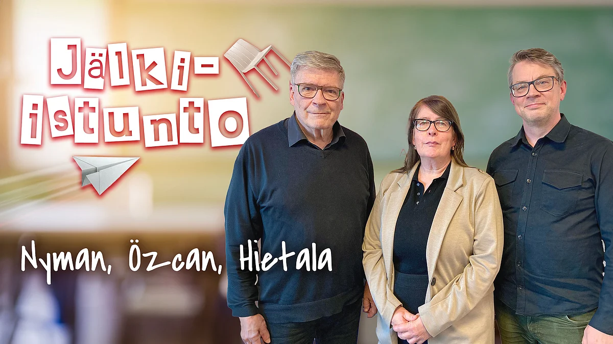 Jälki-istunto-podcastissa ajankohtaisaiheitaan jakoivat Hannu Nyman, Freija Özcan ja Eero Hietala.