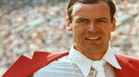 Christoper Wegelius on viimeisin suomalainen olympiaesteratsastaja. Kuva on Moskovasta vuonna 1980. 