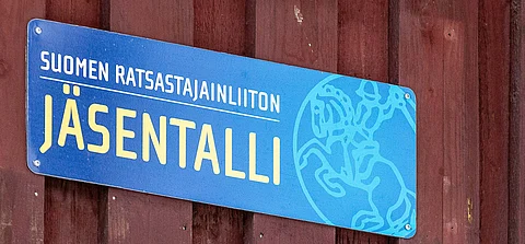 Suomen Ratsastajainliiton  jäsenmäärä kehittyy odotunlaisesti. 