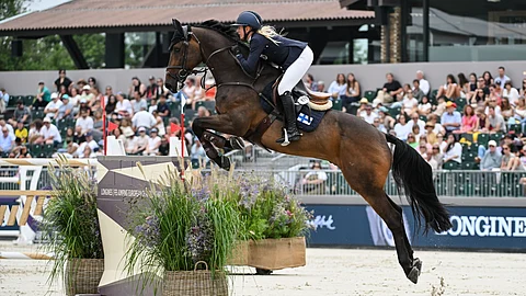 Annina Nordström ja Fuzhou viihtyvät Santiago Varelan EM-radoilla. 