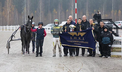 Miss White Gold jatkoi upeasti tappiotonta uraansa.