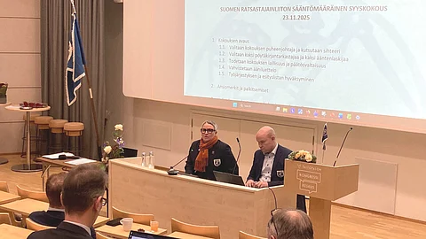 SRL:n puheenjohtaja Marjukka Manninen ja toiminnanjohtaja Jukka Koivusto 