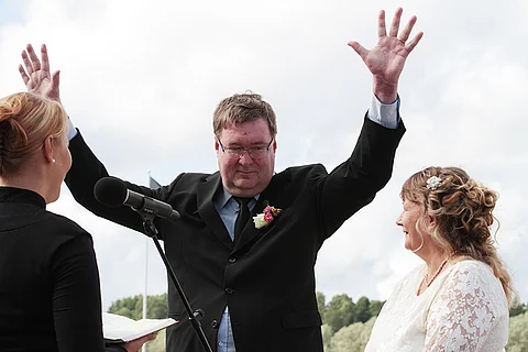 Juha Perheenniemi ja Anne Liirre ovat nyt aviopari. Kuva: Jarno Unkuri